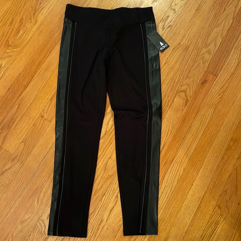 Eaka leggings size 12/14 black bnwt